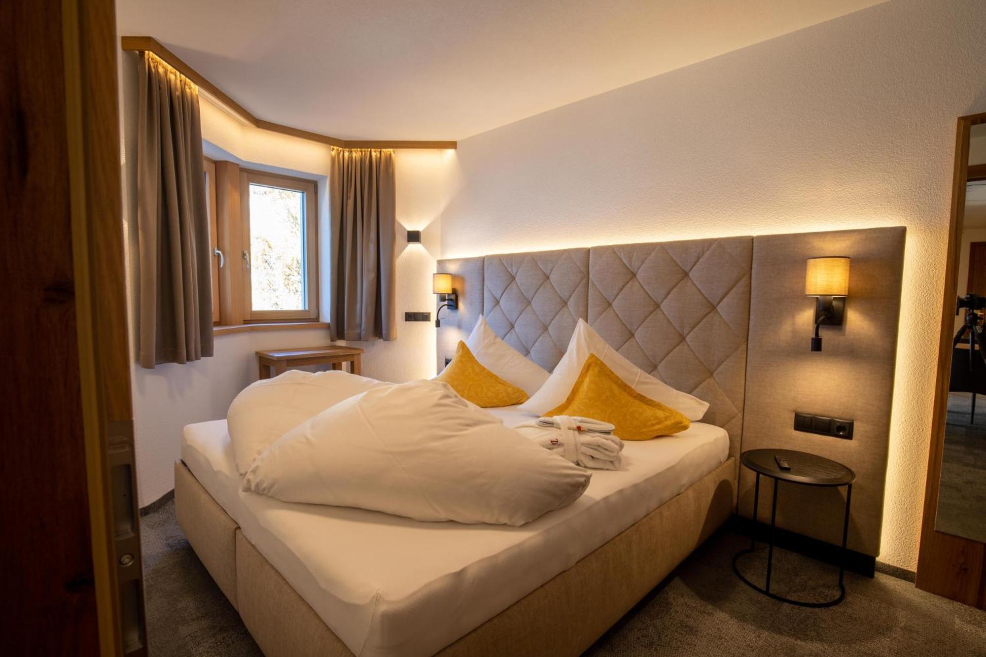 Alpenresidenz Trisanna Bed & Breakfast Ишгъл Екстериор снимка