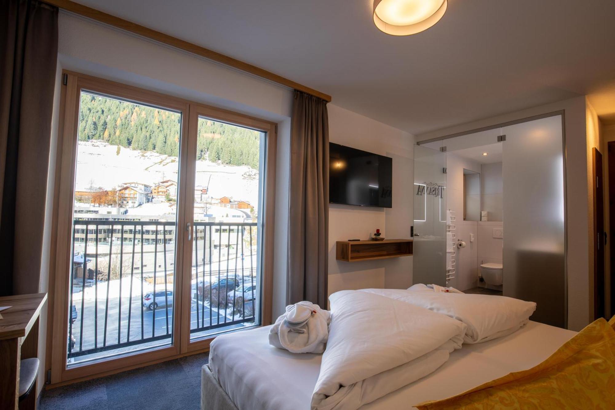 Alpenresidenz Trisanna Bed & Breakfast Ишгъл Екстериор снимка